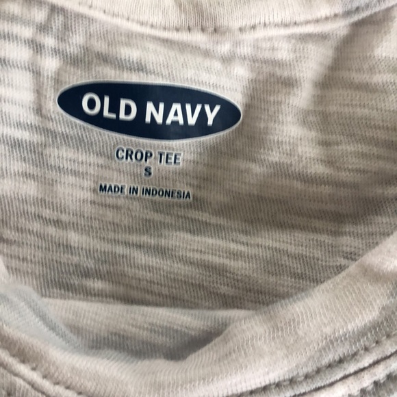 Old Navy Women’s Crop T- EUC - Picture 2 of 5